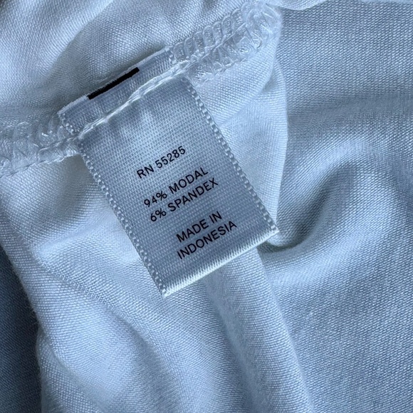 Express White One-Shoulder Golden Ring Detail Top Size M - Picture 5 of 10